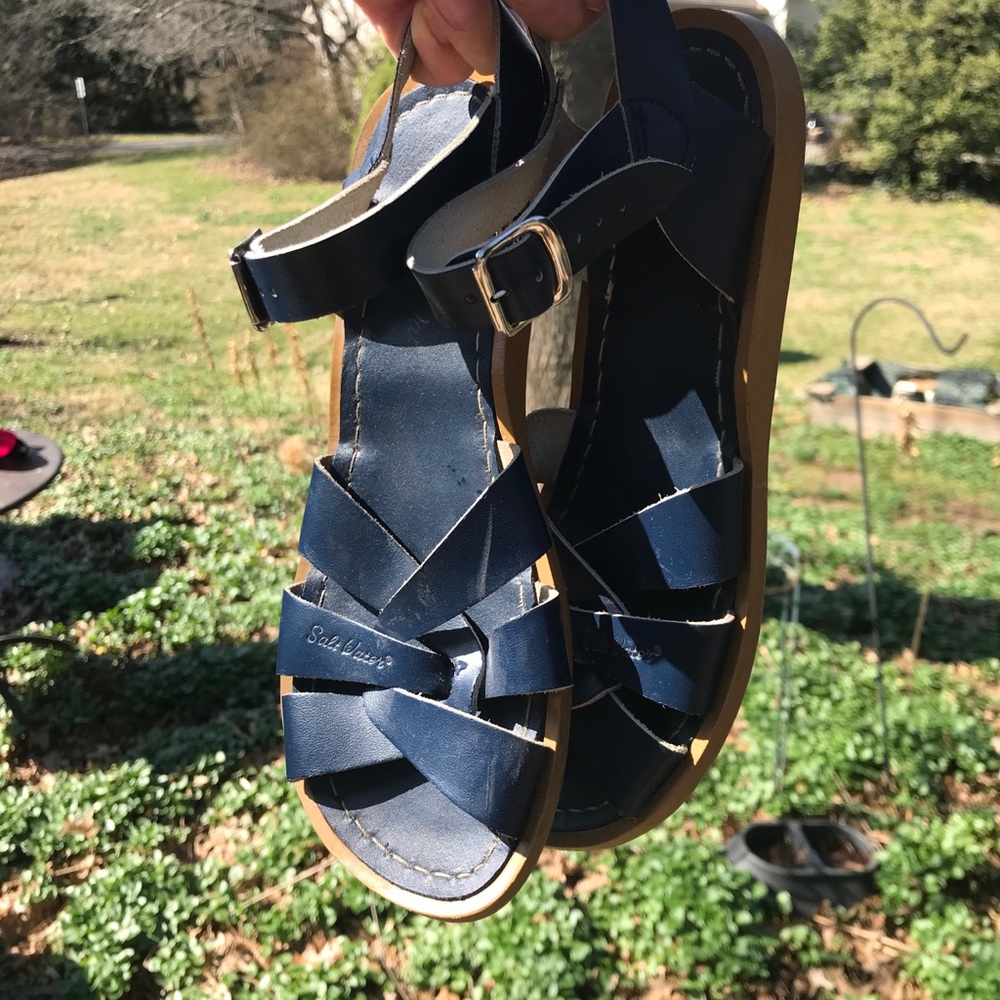 Saltwater leather sandals size 4